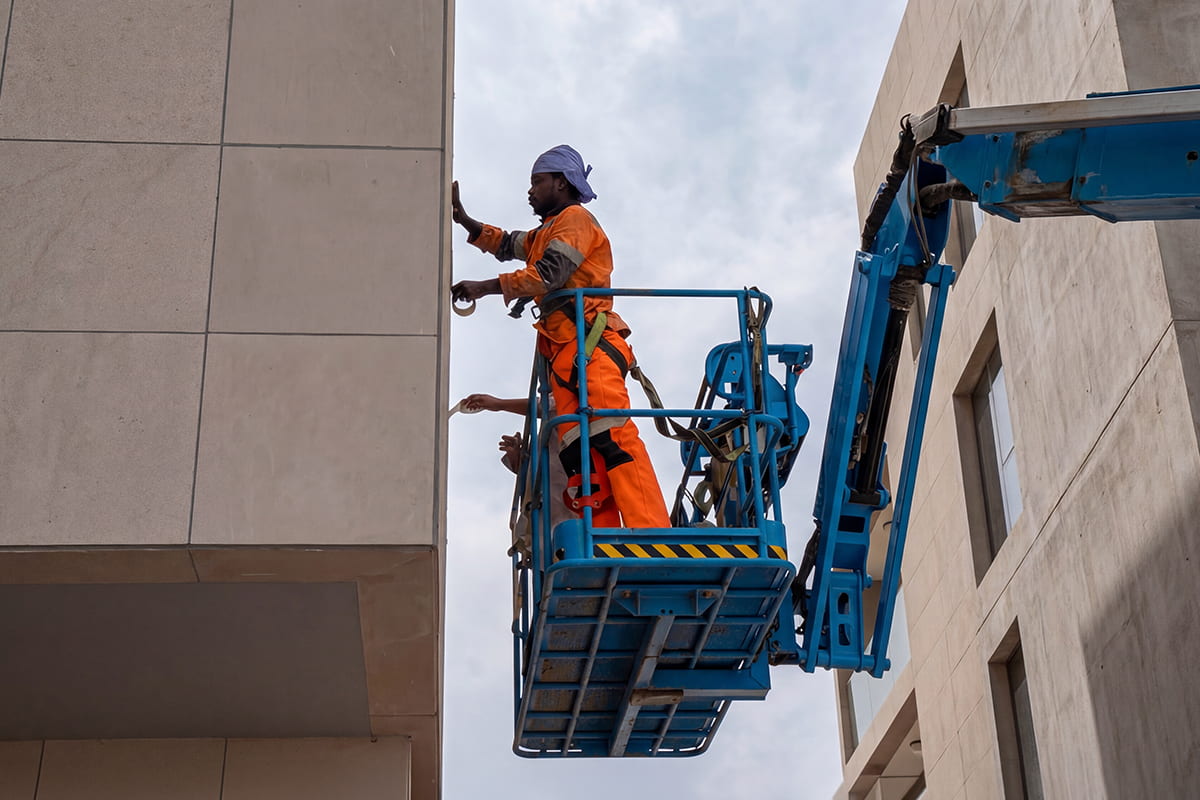 مشغلي المروان في مشروع تلال سيتي – الشارقة