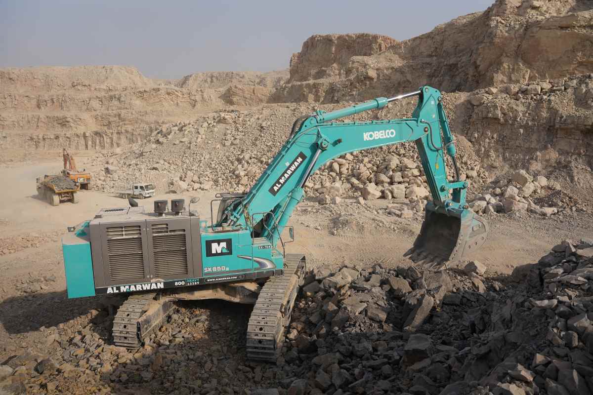 Kobelco SK850LC track excavator