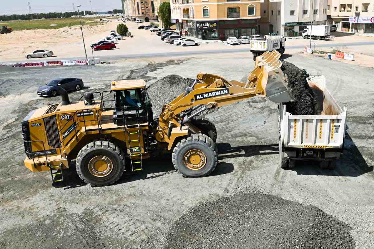Caterpillar 988K wheel loader