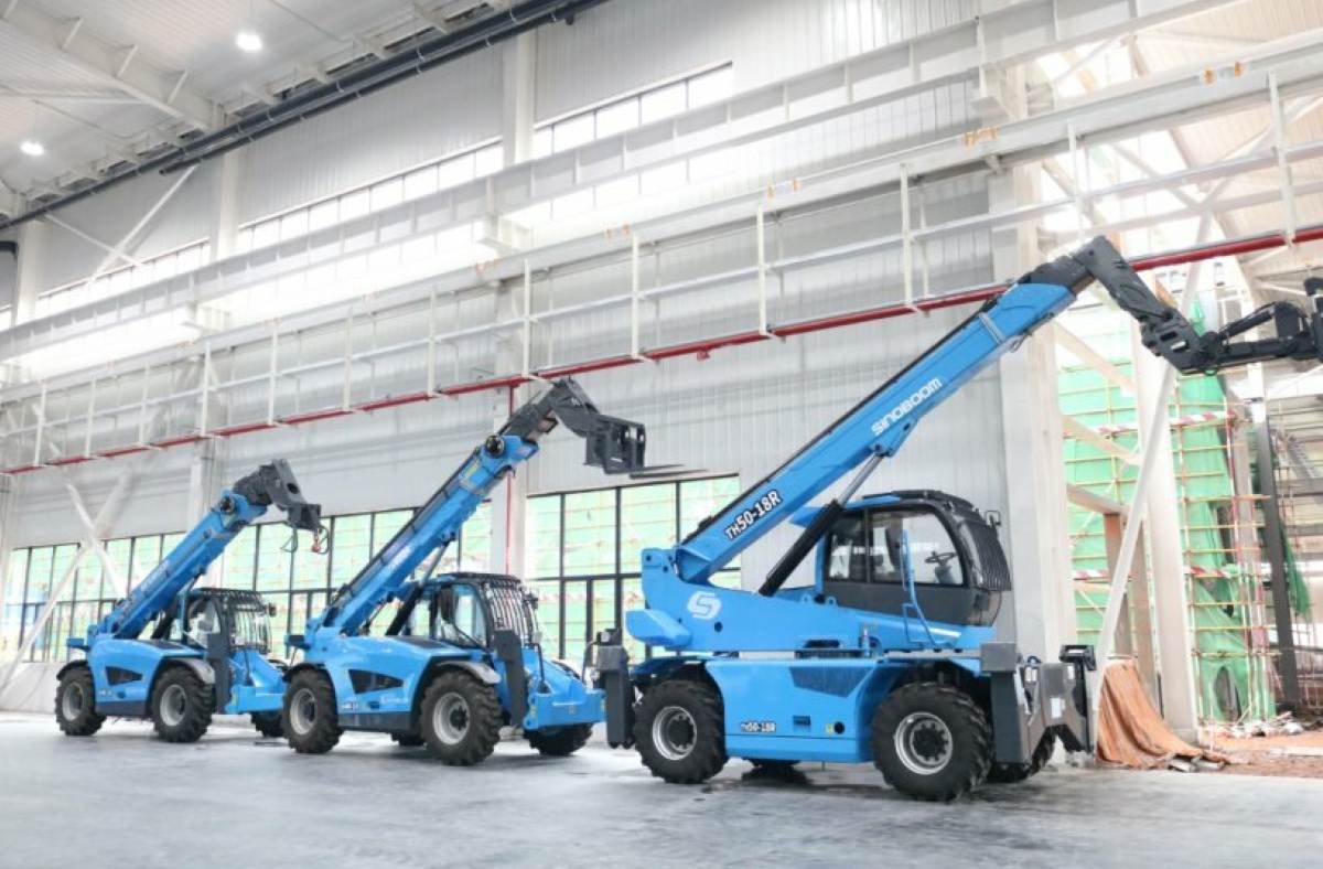 Telehandler Types Comparison | Sinoboom and SOCMA telescopic handlers ...
