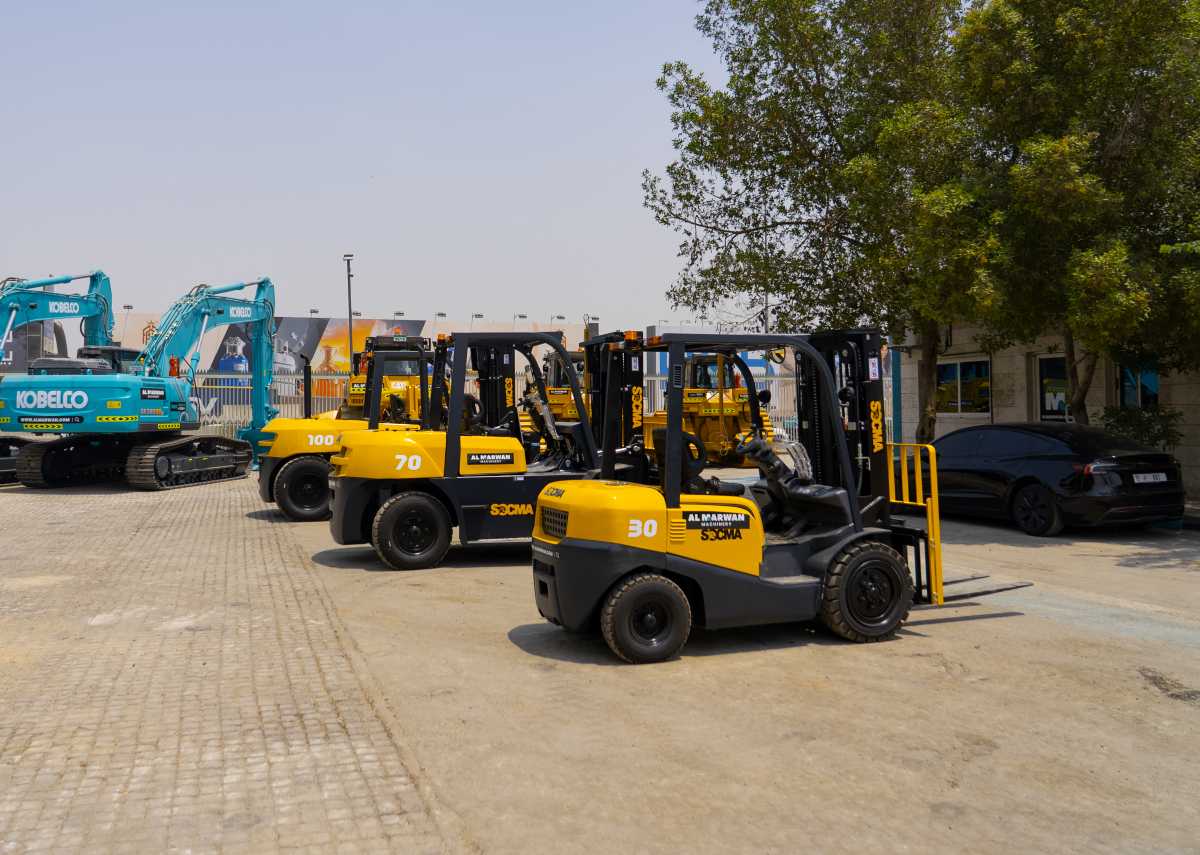 Al Marwan forklift fleet at the yard. 