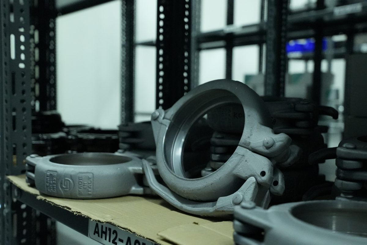 Heavy-duty clamp coupling