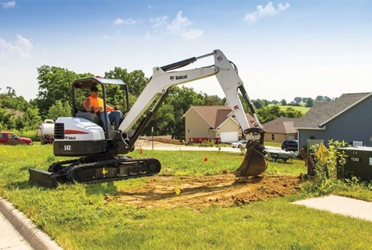 Bobcat E42 mini digger
