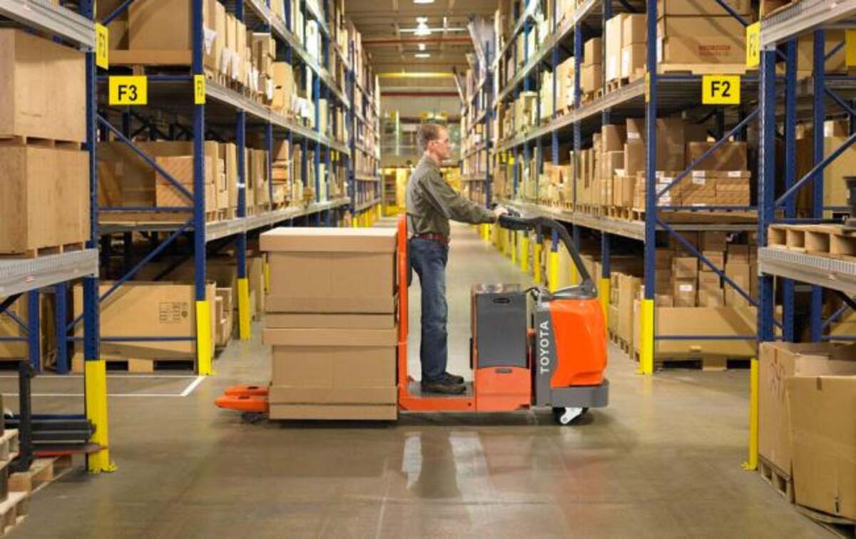 electric rider pallet jack