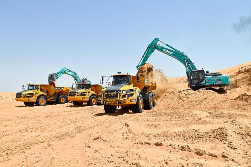 A number of Volvo articulated haulers and KOBELCO excavators in the heavy equipment rental fleet of Al Marwan Heavy Machinery