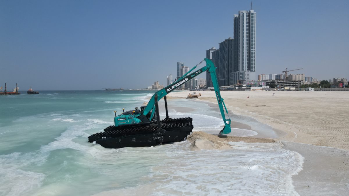 Kobelco SK380 amphibious excavator