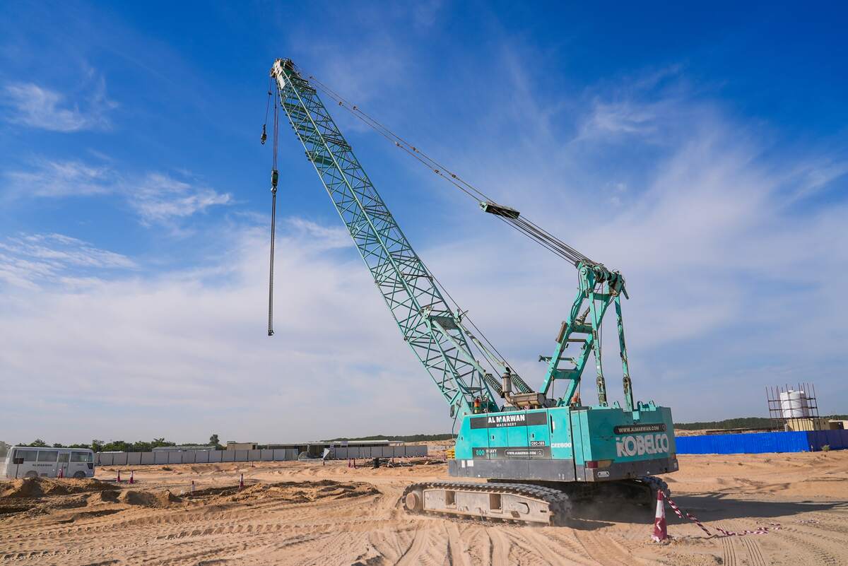 The CKS600 Kobelco crawler crane