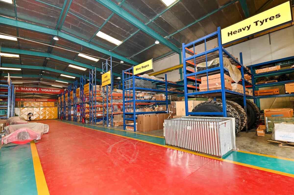 Salvage parts are often large, intact machine parts such as tyres, engines, gears