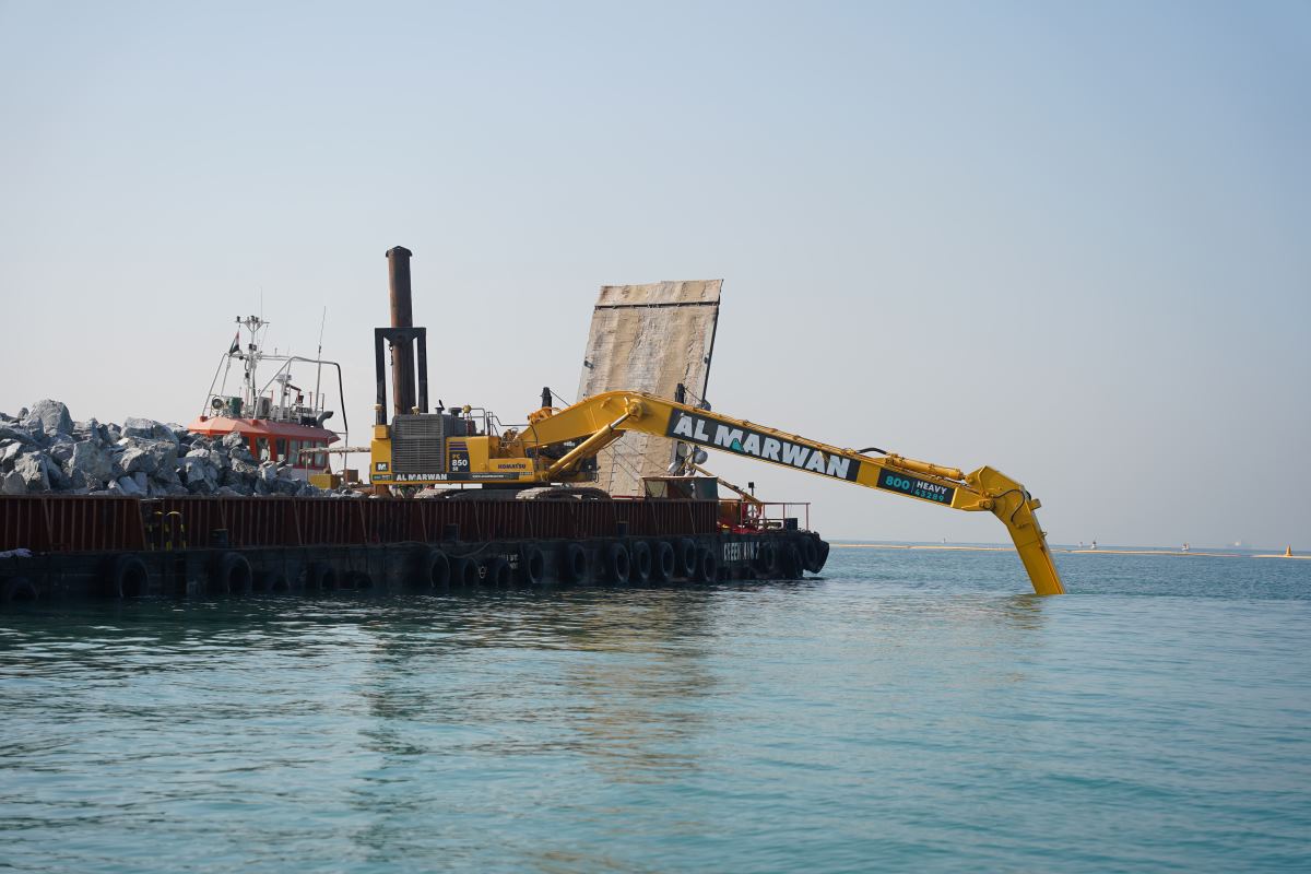 Komatsu PC850 excavator 