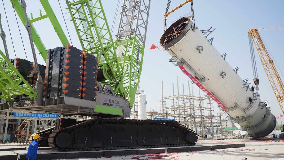 Zoomlion ZCC3200NP crawler crane