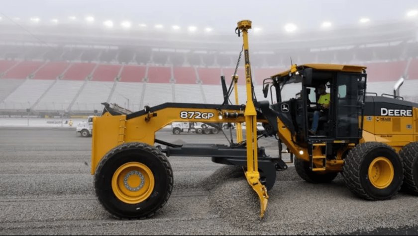 ممهد الطرق 872GP من جون ديري