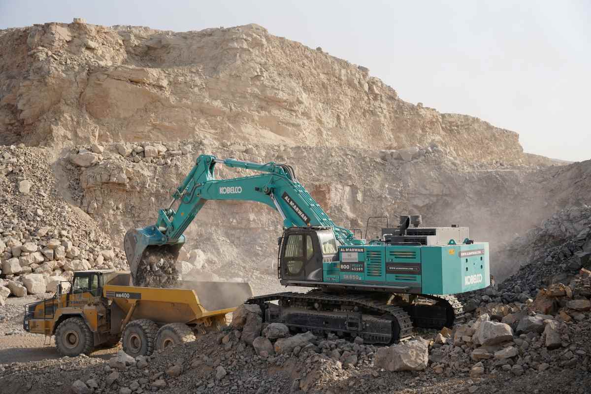 The Kobelco SK850