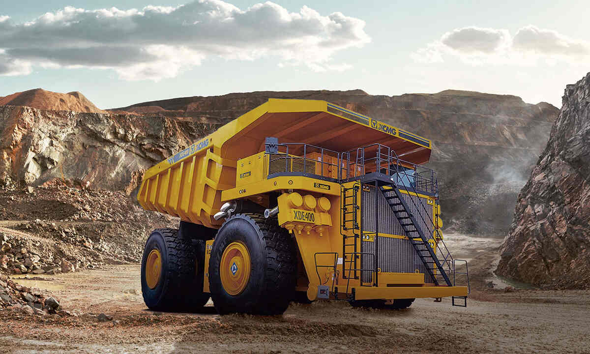 أكبر شاحنة نقل في الصين هي XCMG XDE400 - الصورة مقدمة من مجلة «Автосила»
